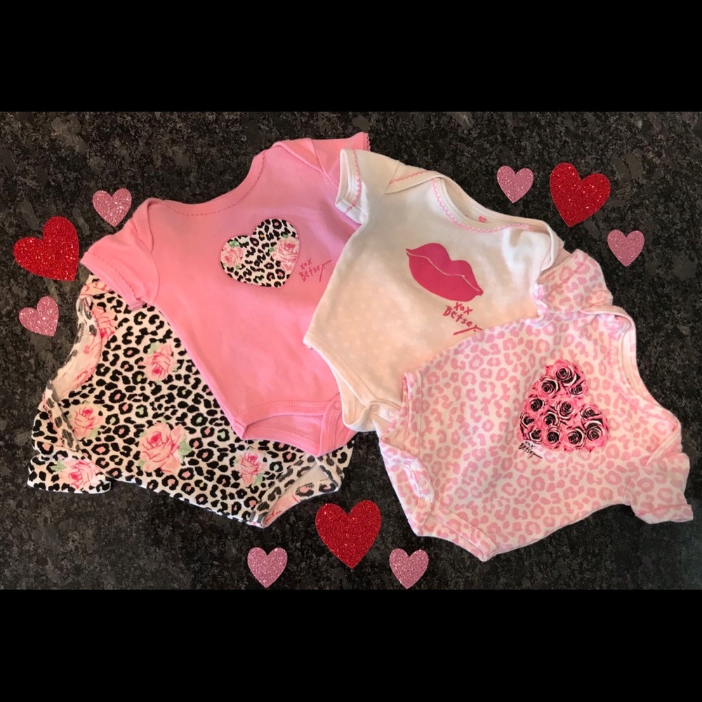 4 Pack of Onesies
